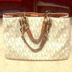 Michael Kors purse